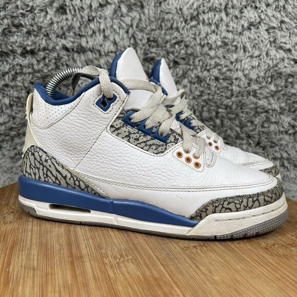 Nike Air Jordan 3 Retro GS Sneakers Shoes Size 4 Y White Blue DM0967-148 - Picture 1 of 9